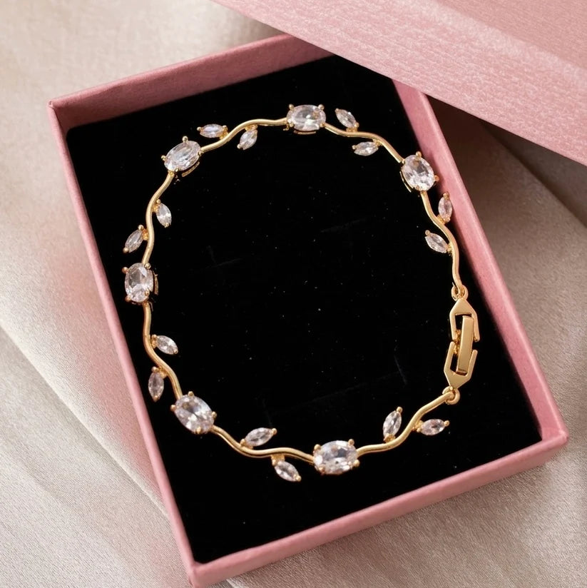 White Tulip Bracelet