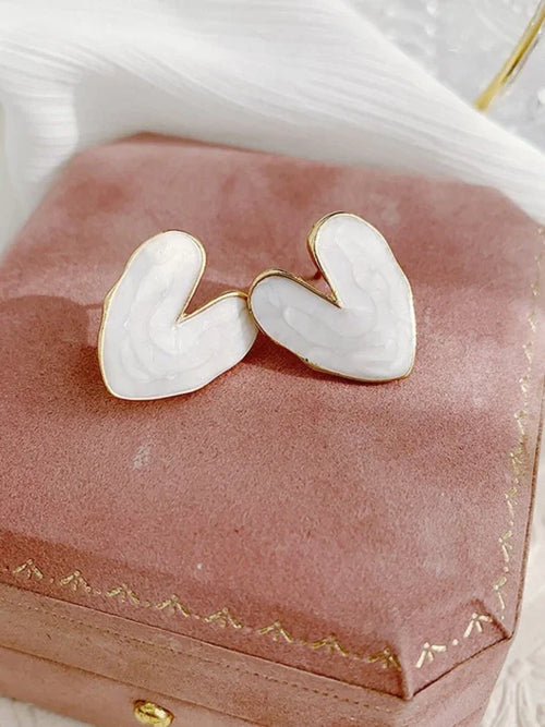 Minimal Heart Stud Earrings
